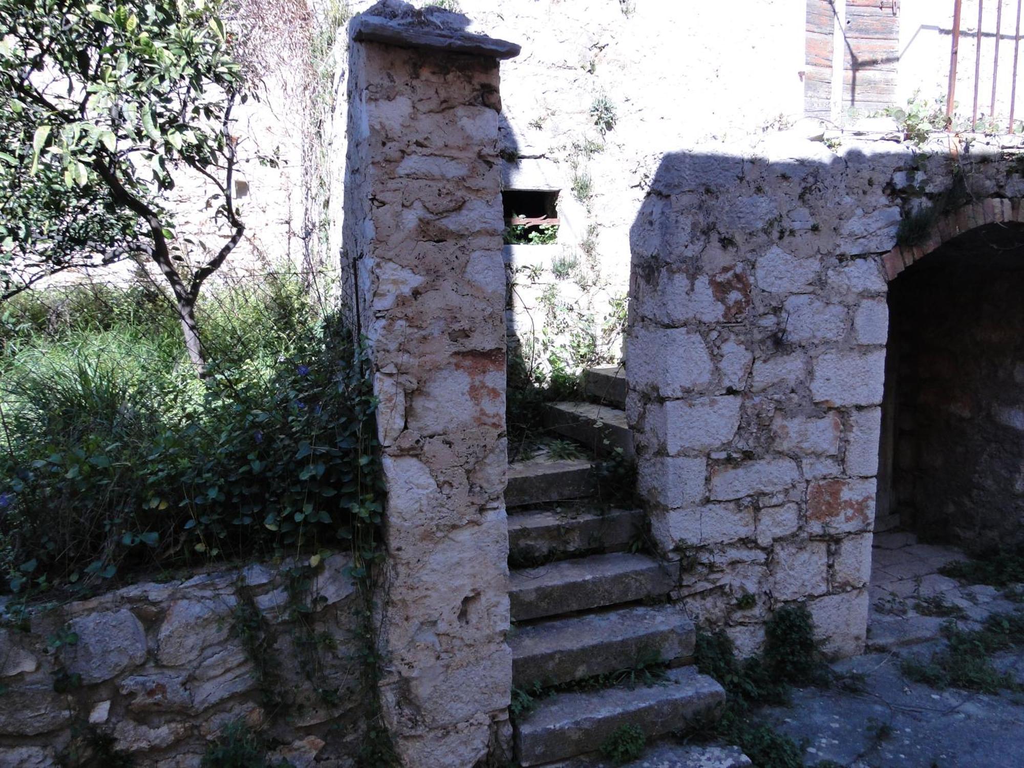 Heritage Apartments Kyra & Fox In Pitve, Hvar Eksteriør bilde