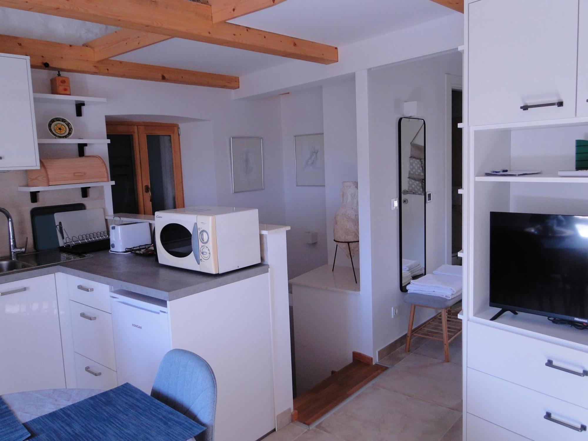 Heritage Apartments Kyra & Fox In Pitve, Hvar Eksteriør bilde